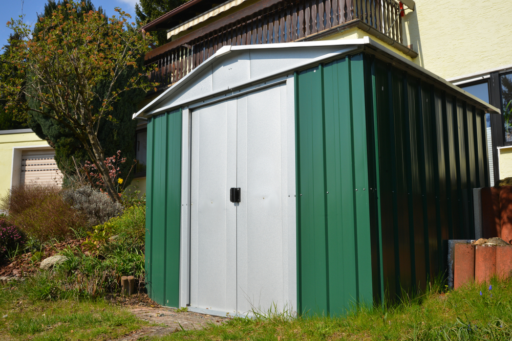 Are Metal Or Plastic Sheds Better  